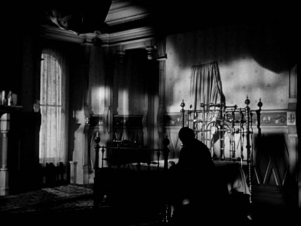 George (Tim Holt) gets his come-uppance.